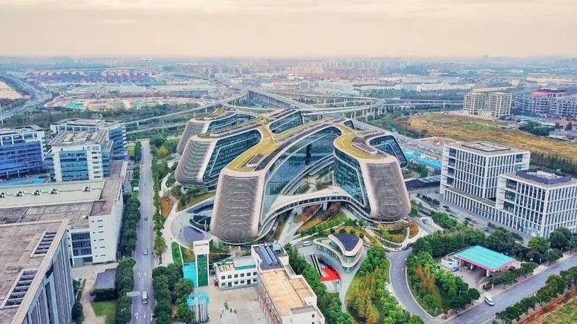 2022年上海市重大产业项目集中签约，虹桥国际中央商务区再传喜讯！