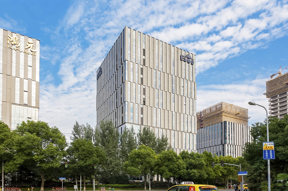 漕河泾现代化服务产业集聚区内高品质甲级办公与研发中心：上海研祥科技大厦