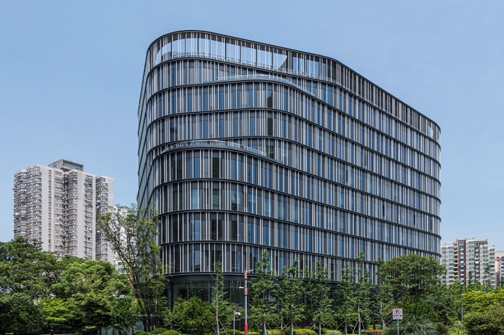 徐家汇中心能级南拓的核心位置写字楼：徐汇万科中心
